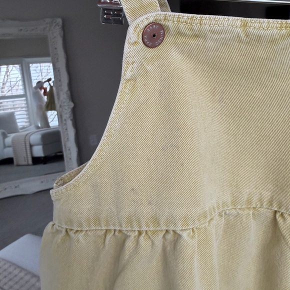 Dress - Picture 3 of 8